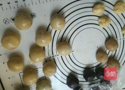 广式蛋黄月饼的做法图解12