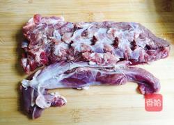 孜然羊肉的做法图解1