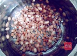 凉拌黄瓜腐竹花生米的做法图解1