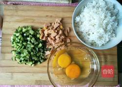 青瓜炒饭的做法图解2