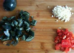 香菜拌皮蛋的做法图解3