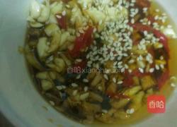 凉拌皮蛋的做法图解2