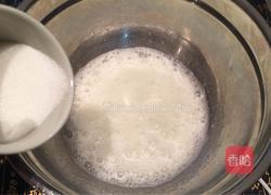 蓝莓果酱蛋糕卷的做法图解7