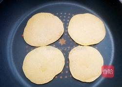 香甜玉米饼的做法图解3