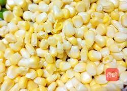 腰果炒玉米粒的做法图解2