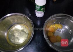 非常详细的酸奶戚风蛋糕八寸自发粉做的的做法图解2