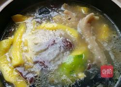 黄豆木瓜鸡脚汤的做法图解5