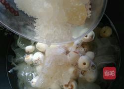 丑耳莲子百合羹的做法图解10