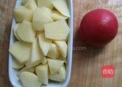 土豆烧牛腩的做法图解3