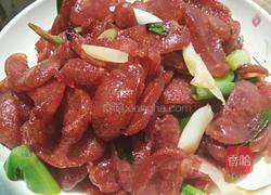 小葱炒甜肠的做法图解4