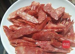 小葱炒甜肠的做法图解2