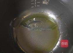 电饭煲煎饺的做法图解1