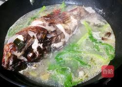 煮石九公鱼汤的做法图解6