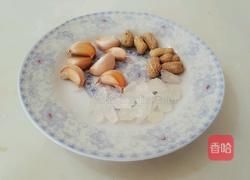 大蒜花生止咳汤的做法图解1