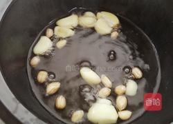 大蒜花生止咳汤的做法图解6
