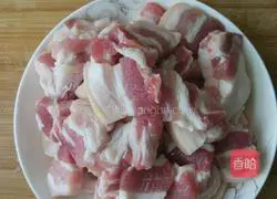 Illustration of how to make braised pork quickly 2