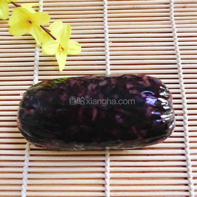 轻轻卷起来，卷紧