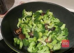 香菇蟹肉西兰花的做法图解7