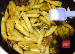 藕尖炒牛肉的做法图解7