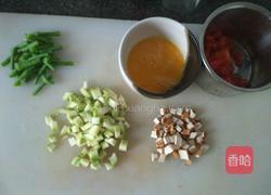 西红柿鸡蛋拌面的做法图解1