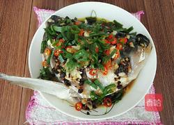 剁椒鱼头的做法图解10