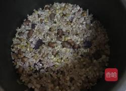 杂粮香松拌饭的做法图解2
