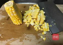 咸蛋黄焗玉米的做法图解1