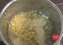 咸蛋黄焗玉米的做法图解3