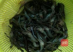 柠檬虾的做法图解1