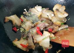 干锅腊肉花菜的做法图解3