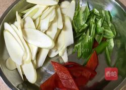 茭白炒肉的做法图解2