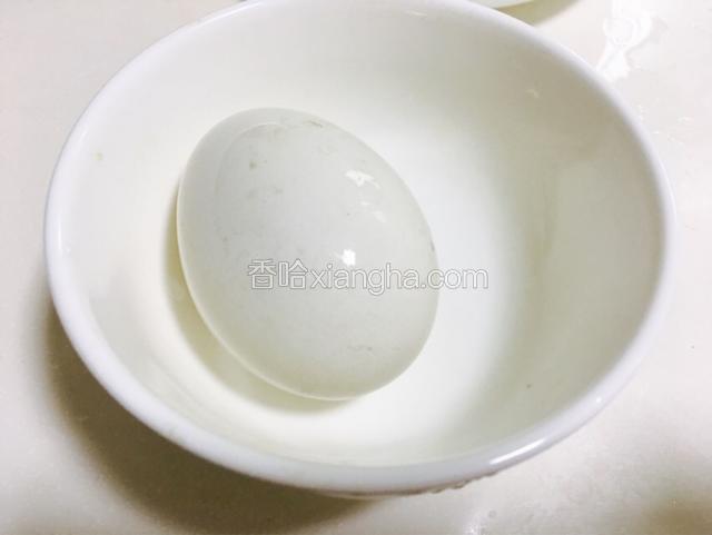 取鹅蛋一枚