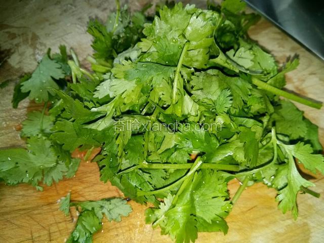 香菜切段