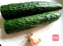 凉拌黄瓜的做法图解1