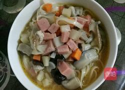 香菇火腿肠挂面的做法图解10