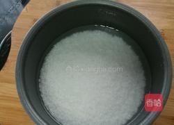 土豆红烧肉闷饭的做法图解3