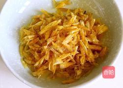 炸鱼鳞的做法图解4