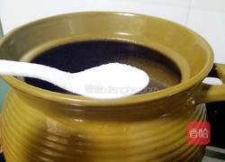 黑豆花生莲藕猪骨汤的做法图解6