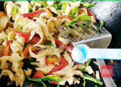 炒手撕面筋的做法图解6