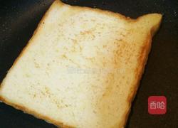 宝宝食谱之早餐篇 面包蛋卷的做法图解4