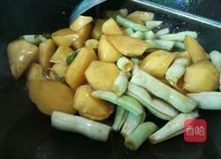 老屋私房菜 土豆炖芸豆的做法图解5