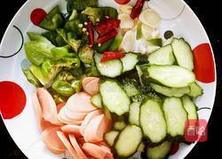 黄瓜火腿炒鸡蛋的做法图解3