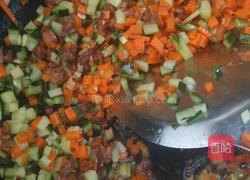 豌豆肉沫蛋炒饭的做法图解6