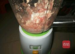 家常红烧狮子头的做法图解1