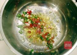 香菇肉沫炒凉粉的做法图解4