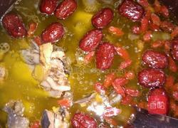 炖乌鸡 当归 三七 红枣味 的做法图解7