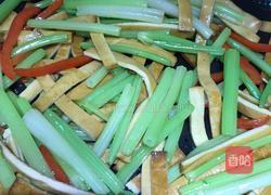 芹菜香干的做法图解6