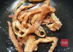 爆炒盐焦鱿鱼丝的做法图解2