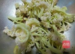 菜花炒肉的做法图解4