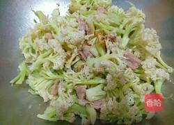 菜花炒肉的做法图解5